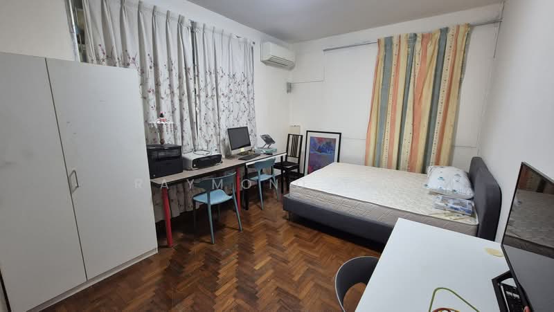 Room near Queenstown MRT, , Room Rental, 170 sqft, Bungalow House For Rent, by Raymond Tay, 500132084 - Bedroom - PropertyGuru.com.sg