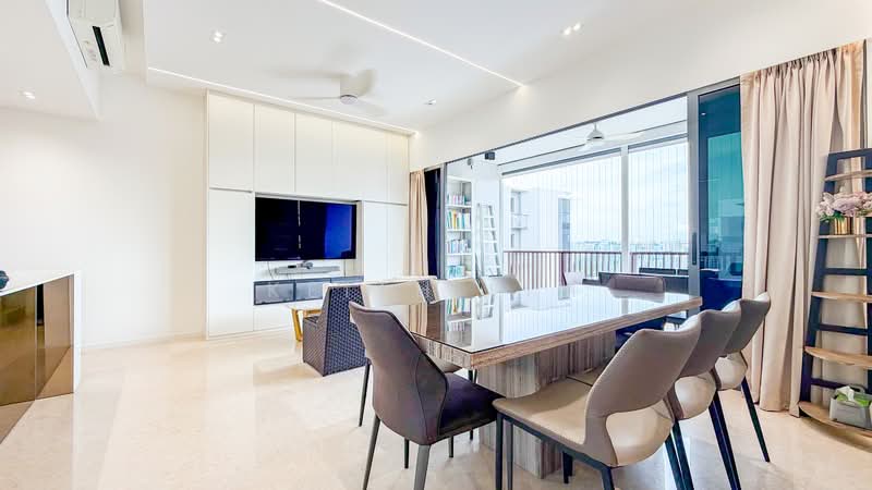 ⭐️ Move-In Ready Penthouse /w Lake Views | Huge Size | Beside MRT & Canadian International⭐ Jurong, , 5 Bedrooms, 2,278 sqft, Condominium For Sale, by Keith Lim, 500132085 - Living Room - PropertyGuru.com.sg