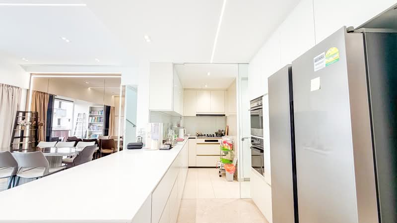 ⭐️ Move-In Ready Penthouse /w Lake Views | Huge Size | Beside MRT & Top International School⭐, , 4 Bedrooms, 2,278 sqft, Condominium For Sale, by Keith Lim, 500132085 - Kitchen - PropertyGuru.com.sg