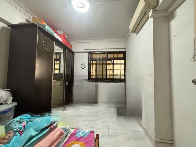 62 Lorong 4 Toa Payoh, 62 Lorong 4 Toa Payoh, 3 Bedrooms, 1,076 sqft, HDB Flat For Sale, by Jason Low, 500132086 - Common Bedroom - PropertyGuru.com.sg