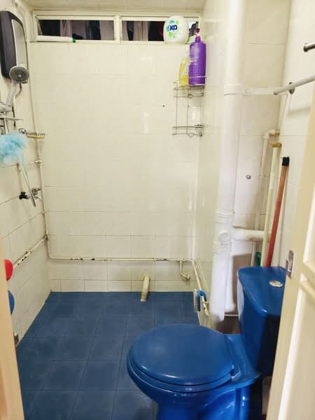 99 Whampoa Drive, 99 Whampoa Drive, 3 Bedrooms, 980 sqft, HDB Flat For Rent, by Mark Kong, 500132094 - Bathroom - PropertyGuru.com.sg