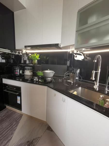 Bayshore Park, 60 Bayshore Road, 3 Bedrooms, 1,173 sqft, Condominium For Rent, by Julian Li, 500132098 - Kitchen - PropertyGuru.com.sg