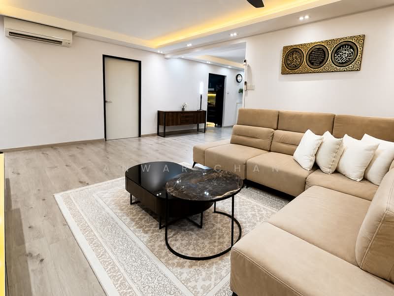 886 Tampines Street 83, 886 Tampines Street 83, 3 Bedrooms, 1,313 sqft, HDB Flat For Sale, by Anwar Chan, 500132099 - Living Room - PropertyGuru.com.sg