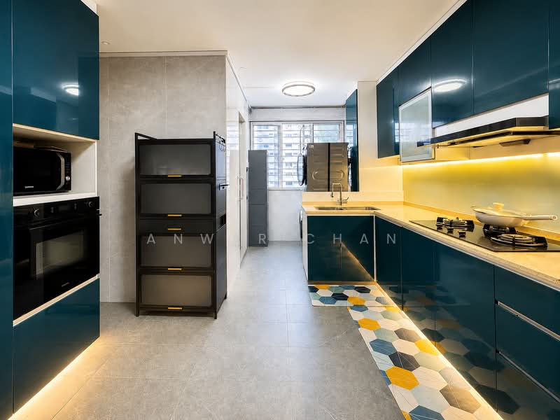 886 Tampines Street 83, 886 Tampines Street 83, 3 Bedrooms, 1,313 sqft, HDB Flat For Sale, by Anwar Chan, 500132099 - Kitchen - PropertyGuru.com.sg