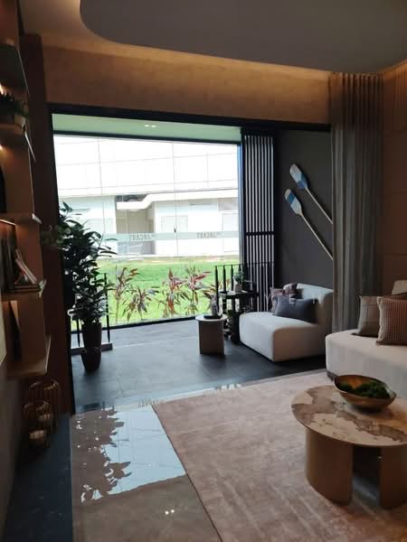 The Arcady At Boon Keng, 1037 Serangoon Road, 3 Bedrooms, 1,195 sqft, Condominium For Sale, by Pauline Yeh, 500132104 - Living Room - PropertyGuru.com.sg