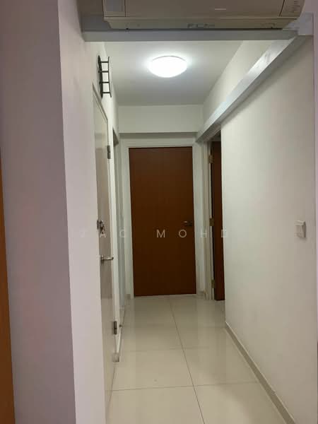 335B Yishun Riverwalk, 335B Yishun Street 31, 2 Bedrooms, 721 sqft, HDB Flat For Rent, by Zac Mohd, 500132117 - Corridor - PropertyGuru.com.sg