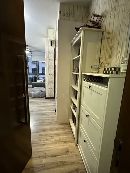 Royce Residences, 8 Lorong 6 Geylang, 1 Bedroom, 398 sqft, Condominium For Rent, by Melvin Tang, 500132128 - Living Room - PropertyGuru.com.sg