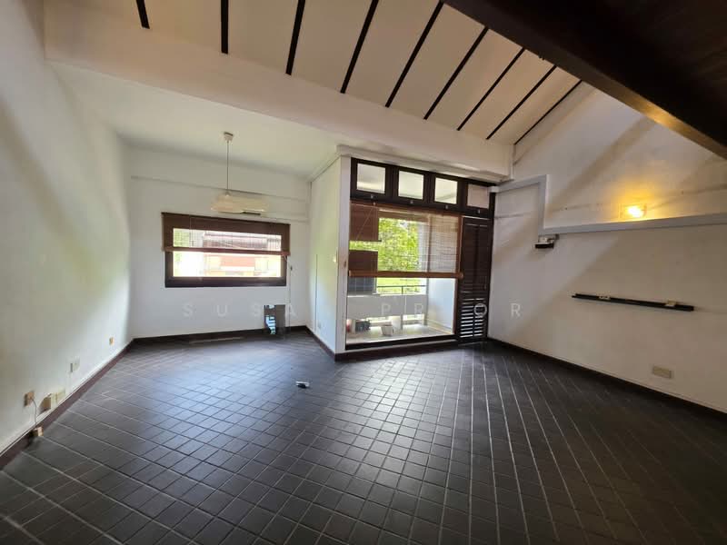 Emerald Hill 2 Bed With Roof Terrace Home Office, Emerald Hill Road, 2 Bedrooms, 2,100 sqft, Conservation House For Rent, by Susan Prior, 500132132 - Balcony - PropertyGuru.com.sg
