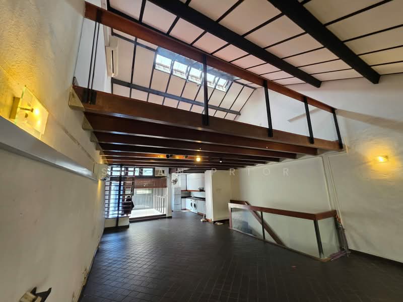 Emerald Hill 2 Bed With Roof Terrace, Emerald Hill Road, 2 Bedrooms, 2,100 sqft, Conservation House For Rent, by Susan Prior, 500132132 - Interior - PropertyGuru.com.sg