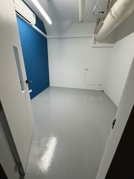 743 Jurong West Street 73 (Mixed Commercial Unit), Street 73, 700 sqft, Office For Rent, by Ashley Teh, 500132135 - Interior - CommercialGuru.com.sg