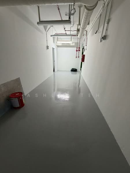 743 Jurong West Street 73 (Mixed Commercial Unit), Street 73, 700 sqft, Office For Rent, by Ashley Teh, 500132135 - Corridor - CommercialGuru.com.sg