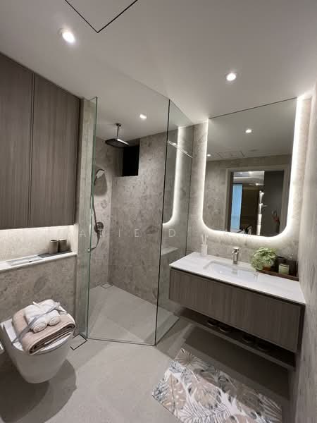 Bagnall Haus, 815 UPPER EAST COAST ROAD, 4 Bedrooms, 1,249 sqft, Apartment For Sale, by Marie D Lam, 500132146 - Bathroom - PropertyGuru.com.sg