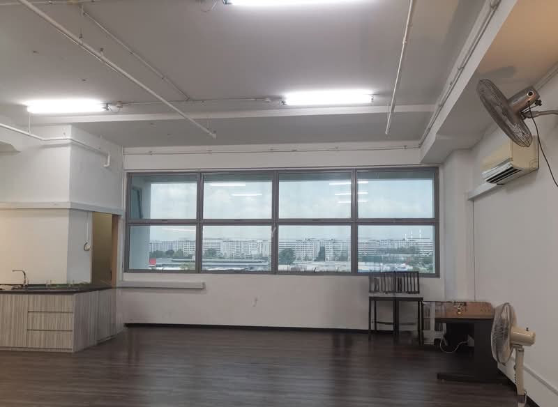 Woodlands Bizhub, 190 Woodlands Industrial Park E5, 1,206 sqft, Factory / Workshop (B2) For Sale, by Stacy Lam, 500132156 - Interior - CommercialGuru.com.sg