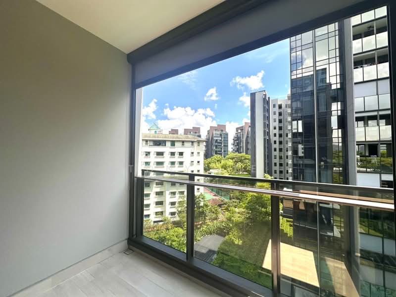 Leedon Green, 32 Leedon Heights, 2 Bedrooms, 700 sqft, Condominium For Sale, by Tony Lee, 500132168 - Balcony - PropertyGuru.com.sg