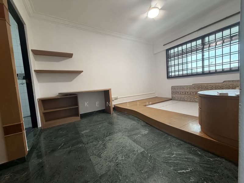 764 Choa Chu Kang North 5, 764 Choa Chu Kang North 5, 4 Bedrooms, 1,550 sqft, HDB Flat For Sale, by Ken Lim, 500132180 - Ensuites Room with attached bathroom  - PropertyGuru.com.sg