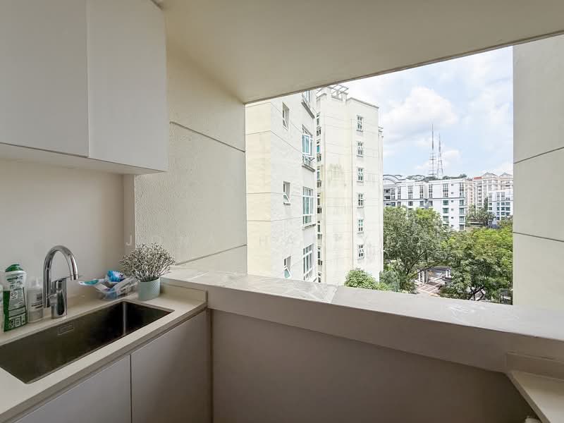 Summerhill, 52 Hume Avenue, 3 Bedrooms, 947 sqft, Condominium For Sale, by Jonathan Yeo, 500132183 - Service Yard - PropertyGuru.com.sg