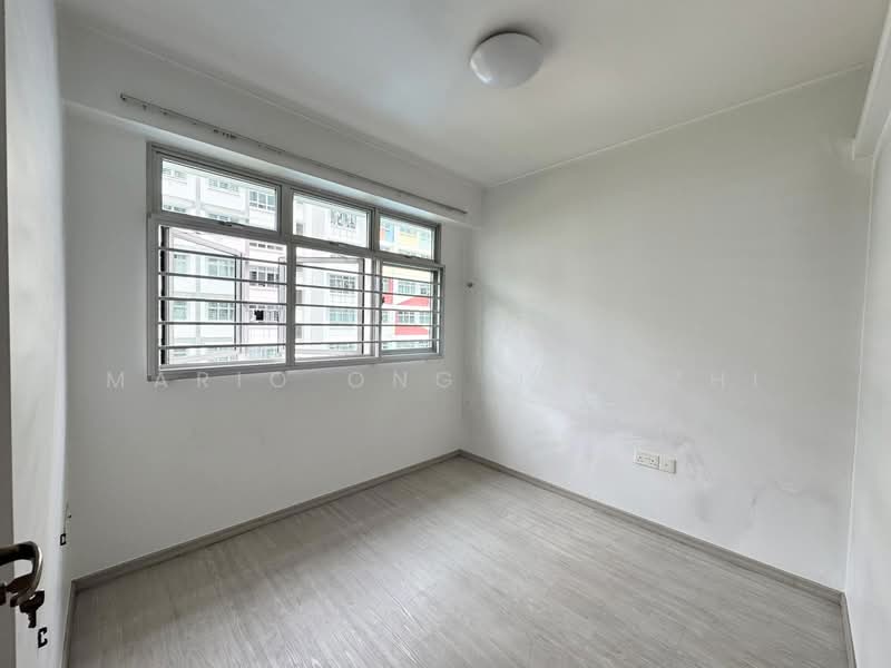 459 Yishun Avenue 11, 459 Yishun Avenue 11, 2 Bedrooms, 721 sqft, HDB Flat For Sale, by Mario Ong Jun Zhi, 500132187 - Interior - PropertyGuru.com.sg