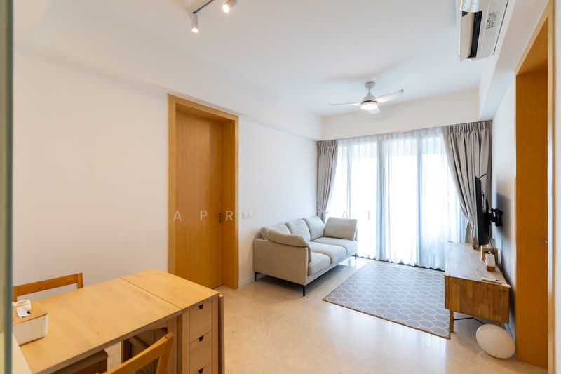 The Tre Ver, 62 Potong Pasir Avenue 1, 2 Bedrooms, 700 sqft, Condominium For Sale, by April Tai, 500132198 - Living Room - PropertyGuru.com.sg