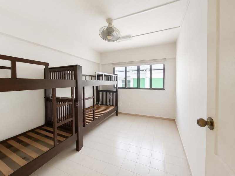 262 Yishun Street 22, 262 Yishun Street 22, 3 Bedrooms, 904 sqft, HDB Flat For Sale, by Lim Jing Tuan (Benedict), 500132203 - Bedroom - PropertyGuru.com.sg