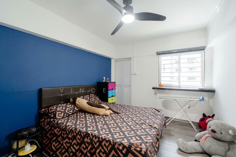 231 Ang Mo Kio Avenue 3, 231 Ang Mo Kio Avenue 3, 3 Bedrooms, 990 sqft, HDB Flat For Sale, by Vincent Tay, 500132205 - Bedroom - PropertyGuru.com.sg