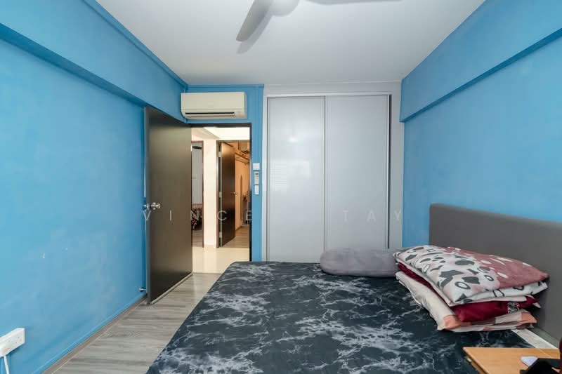 231 Ang Mo Kio Avenue 3, 231 Ang Mo Kio Avenue 3, 3 Bedrooms, 990 sqft, HDB Flat For Sale, by Vincent Tay, 500132205 - Bedroom - PropertyGuru.com.sg