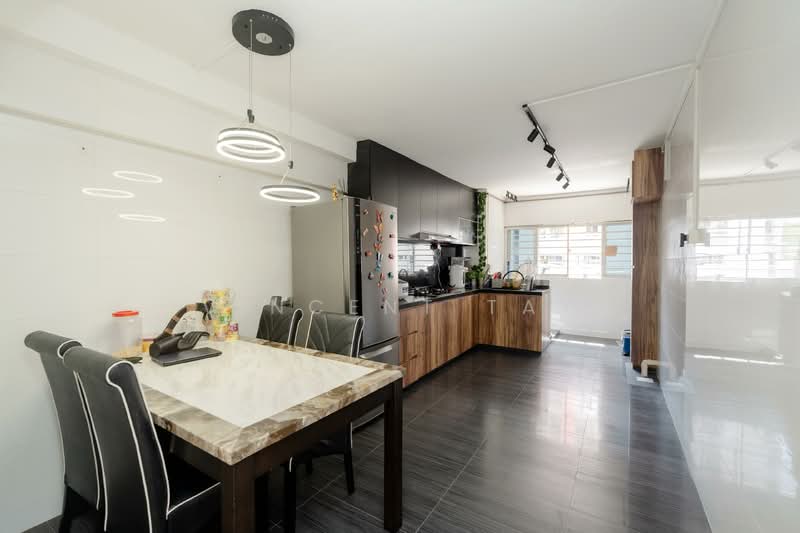 231 Ang Mo Kio Avenue 3, 231 Ang Mo Kio Avenue 3, 3 Bedrooms, 990 sqft, HDB Flat For Sale, by Vincent Tay, 500132205 - Kitchen - PropertyGuru.com.sg