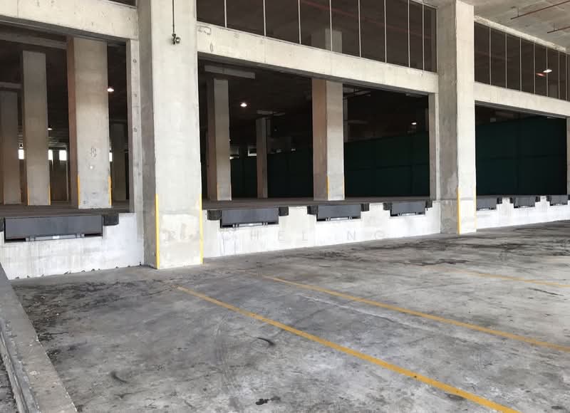 🌟 Pandan warehouse | Ground Floor | high ceiling | loading bays | heavy floor loading, Pandan avenue, 8,601 sqft, Warehouse For Rent, by Rachel ng, 500132211 - Car Park - CommercialGuru.com.sg