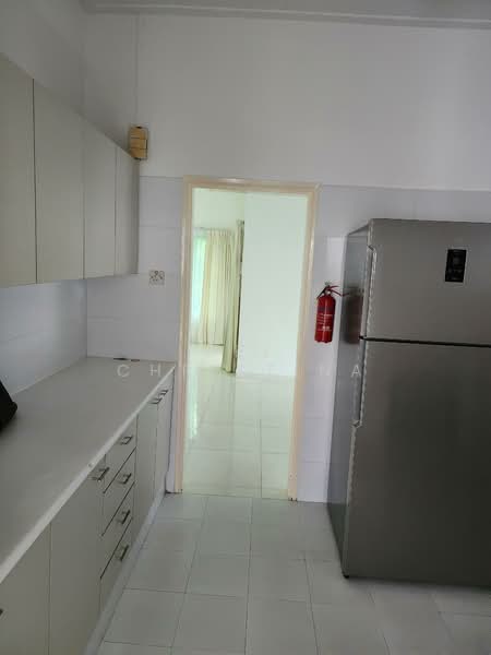 Raffles Park, 50 Oriole Crescent, 5 Bedrooms, 4,000 sqft, Bungalow House For Rent, by Lee Christina, 500132218 - Kitchen - PropertyGuru.com.sg