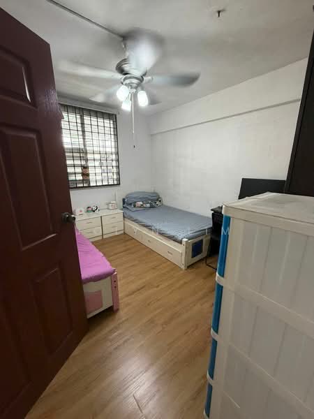 3 Lorong 7 Toa Payoh, 3 Lorong 7 Toa Payoh, 3 Bedrooms, 732 sqft, HDB Flat For Sale, by Jolyn Lim, 500132227 - Bedroom - PropertyGuru.com.sg