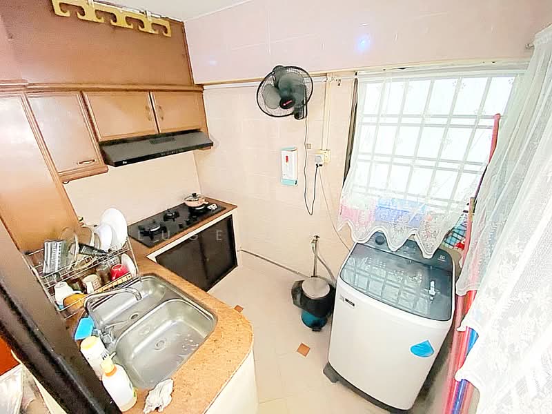 313 Sembawang Drive, 313 Sembawang Drive, 3 Bedrooms, 1,292 sqft, HDB Flat For Sale, by Eugene Chen, 500132241 - Kitchen - PropertyGuru.com.sg