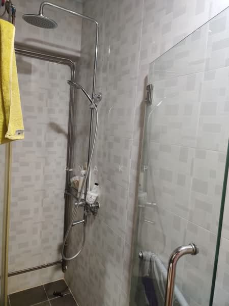 539 Hougang Street 52, 539 Hougang Street 52, Room Rental, 300 sqft, HDB Flat For Rent, by Ana K.P., 500132248 - Bathroom - PropertyGuru.com.sg