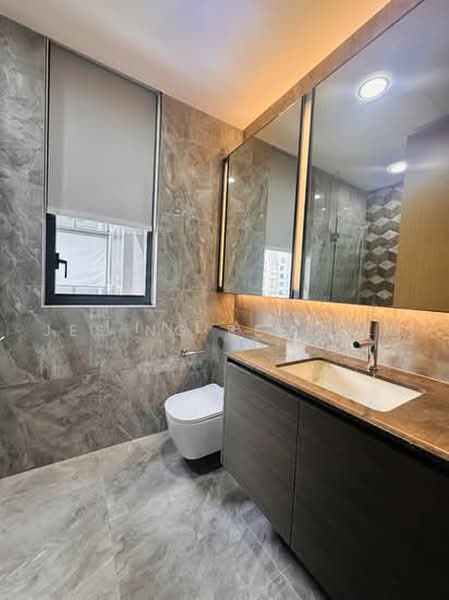 Leedon Green, 34 Leedon Heights, 2 Bedrooms, 700 sqft, Condominium For Sale, by Jes Ng Bee Lan, 500132272 - Bathroom - PropertyGuru.com.sg