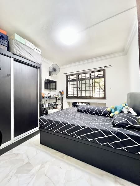 288D Jurong East Street 21, 288D Jurong East Street 21, 3 Bedrooms, 1,334 sqft, HDB Flat For Sale, by M. Fahmi, 500132277 - Bedroom - PropertyGuru.com.sg