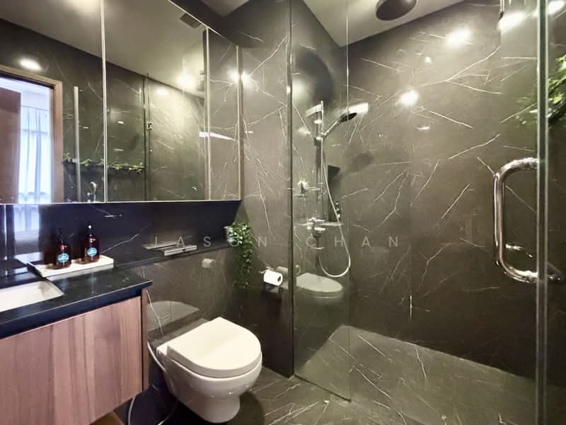 Phoenix Residences, 83 Phoenix Avenue, 2 Bedrooms, 743 sqft, Condominium For Sale, by Jason Chan, 500132278 - Bathroom - PropertyGuru.com.sg