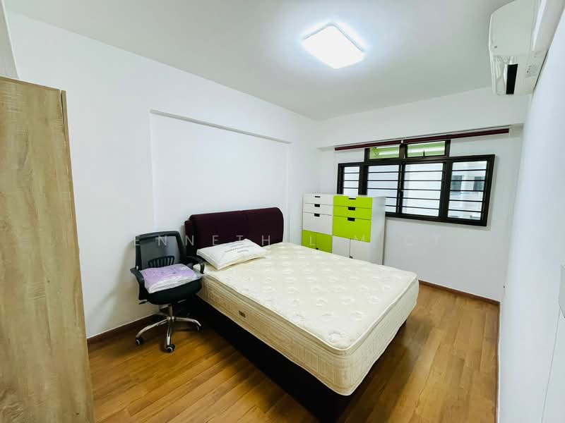181 Bedok North Road, 181 Bedok North Road, 3 Bedrooms, 990 sqft, HDB Flat For Sale, by Kenneth Lim CT, 500132290 - Bedroom - PropertyGuru.com.sg