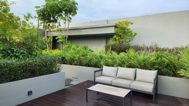 Haus On Handy, 28 Handy Road, 2 Bedrooms, 624 sqft, Condominium For Rent, by Cassandra Loh, 500132294 - Exterior - PropertyGuru.com.sg