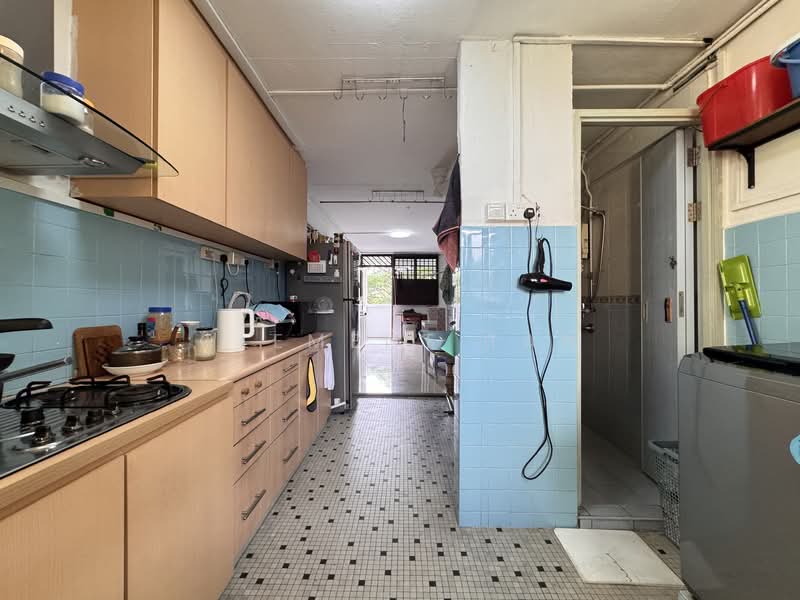 95 Commonwealth Drive, 95 Commonwealth Drive, 2 Bedrooms, 645 sqft, HDB Flat For Sale, by Clement Tan, 500132297 - Kitchen + Bathroom & Toilet  - PropertyGuru.com.sg