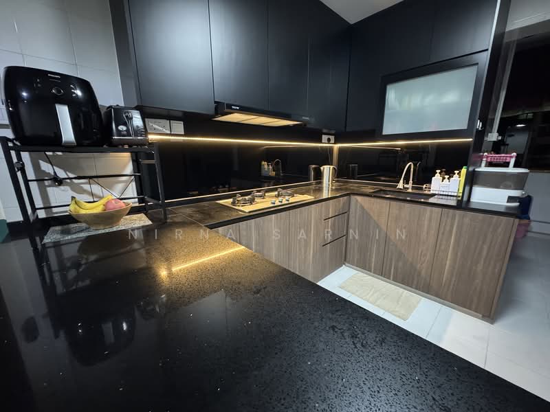 225 Bishan Street 23, 225 Bishan Street 23, 3 Bedrooms, 1,130 sqft, HDB Flat For Sale, by Nirna Sarnin, 500132303 - Kitchen - PropertyGuru.com.sg