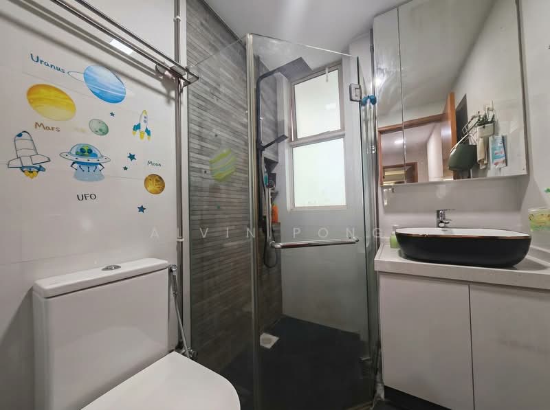 Sunglade, 1 Serangoon Avenue 2, 3 Bedrooms, 1,238 sqft, Condominium For Rent, by Alvin Pong, 500132308 - Bathroom - PropertyGuru.com.sg
