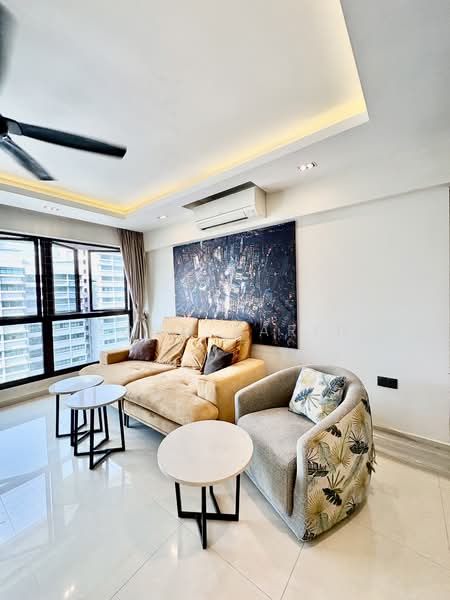 435C Fernvale Road, 435C Fernvale Road, 3 Bedrooms, 1,216 sqft, HDB Flat For Sale, by MOHD FARID, 500132314 - Living Room - PropertyGuru.com.sg