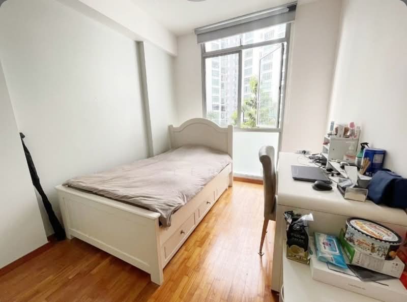 The Lakeshore, 33 Jurong West Street 41, Room Rental, 150 sqft, Condominium For Rent, by Charlene Liu, 500132315 - Bedroom - PropertyGuru.com.sg