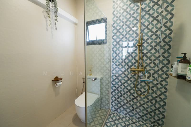 114A Alkaff Crescent, 114A  Alkaff Crescent, 2 Bedrooms, 732 sqft, HDB Flat For Sale, by Michael Chen, 500132325 - Bathroom - PropertyGuru.com.sg