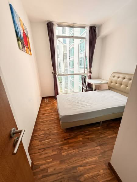 The Lakeshore, 29 Jurong West Street 41, 3 Bedrooms, 1,184 sqft, Condominium For Rent, by Benson Liu, 500132338 - Bedroom - PropertyGuru.com.sg