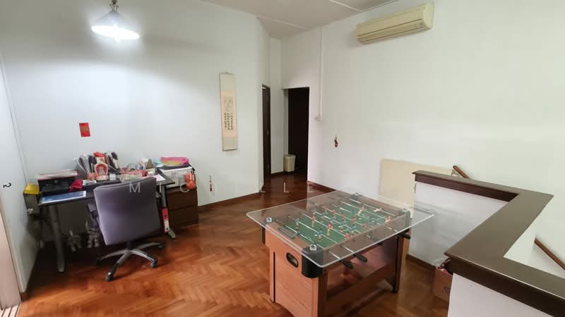 Jalan Kayu Estate, Jalan Tari Piring, 4 Bedrooms, 3,000 sqft, Terraced House For Sale, by Michelle Ong, 500132348 - Study - PropertyGuru.com.sg