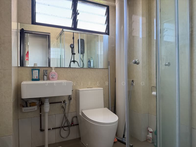 5 Toh Yi Drive, 5 Toh Yi Drive, 4 Bedrooms, 1,367 sqft, HDB Flat For Sale, by Jennifer Ong, 500132353 - Bathroom - PropertyGuru.com.sg