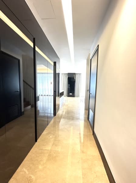 Orchard Scotts, 11 Anthony Road, 4 Bedrooms, 2,228 sqft, Condominium For Rent, by Ruth Ng, 500132366 - Corridor - PropertyGuru.com.sg