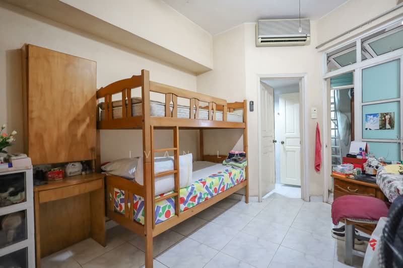 Seletar Terrace, Seleter Terrace, 4 Bedrooms, 2,400 sqft, Terraced House For Sale, by Ivan Lam, 500132370 - Bedroom - PropertyGuru.com.sg
