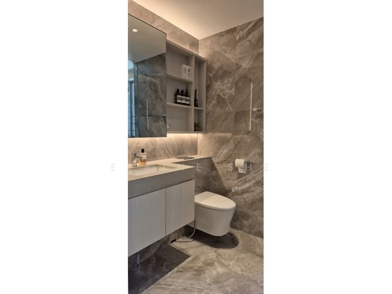 Trevista, 25 Lorong 3 Toa Payoh, 3 Bedrooms, 1,141 sqft, Condominium For Sale, by Elaine She, 500132372 - Bathroom - PropertyGuru.com.sg