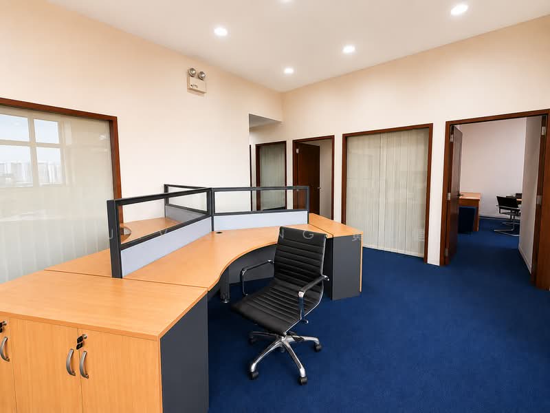 Toh Guan Centre, 21 Toh Guan Road East, 240 sqft, Factory / Workshop (B2) For Rent, by Javier Ng 黄允健, 500132375 - Interior - CommercialGuru.com.sg