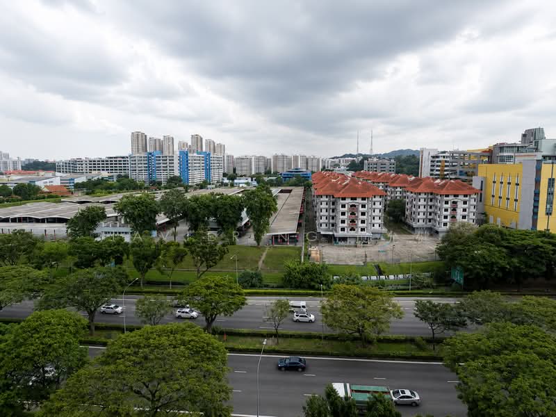 Toh Guan Centre, 21 Toh Guan Road East, 240 sqft, Factory / Workshop (B2) For Rent, by Javier Ng 黄允健, 500132375 - Exterior - CommercialGuru.com.sg